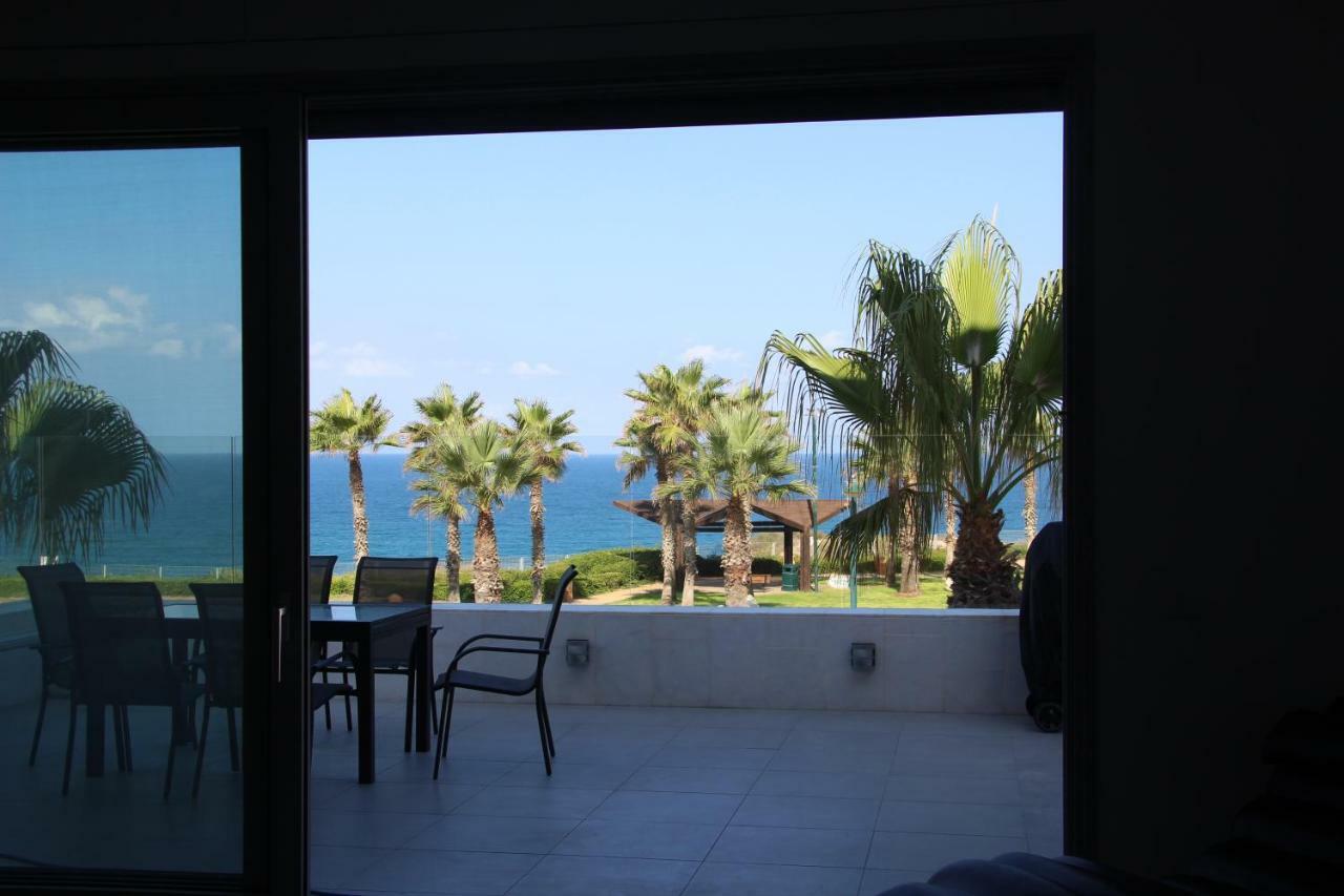 הוילה Seascape Terraces נתניה מראה חיצוני תמונה