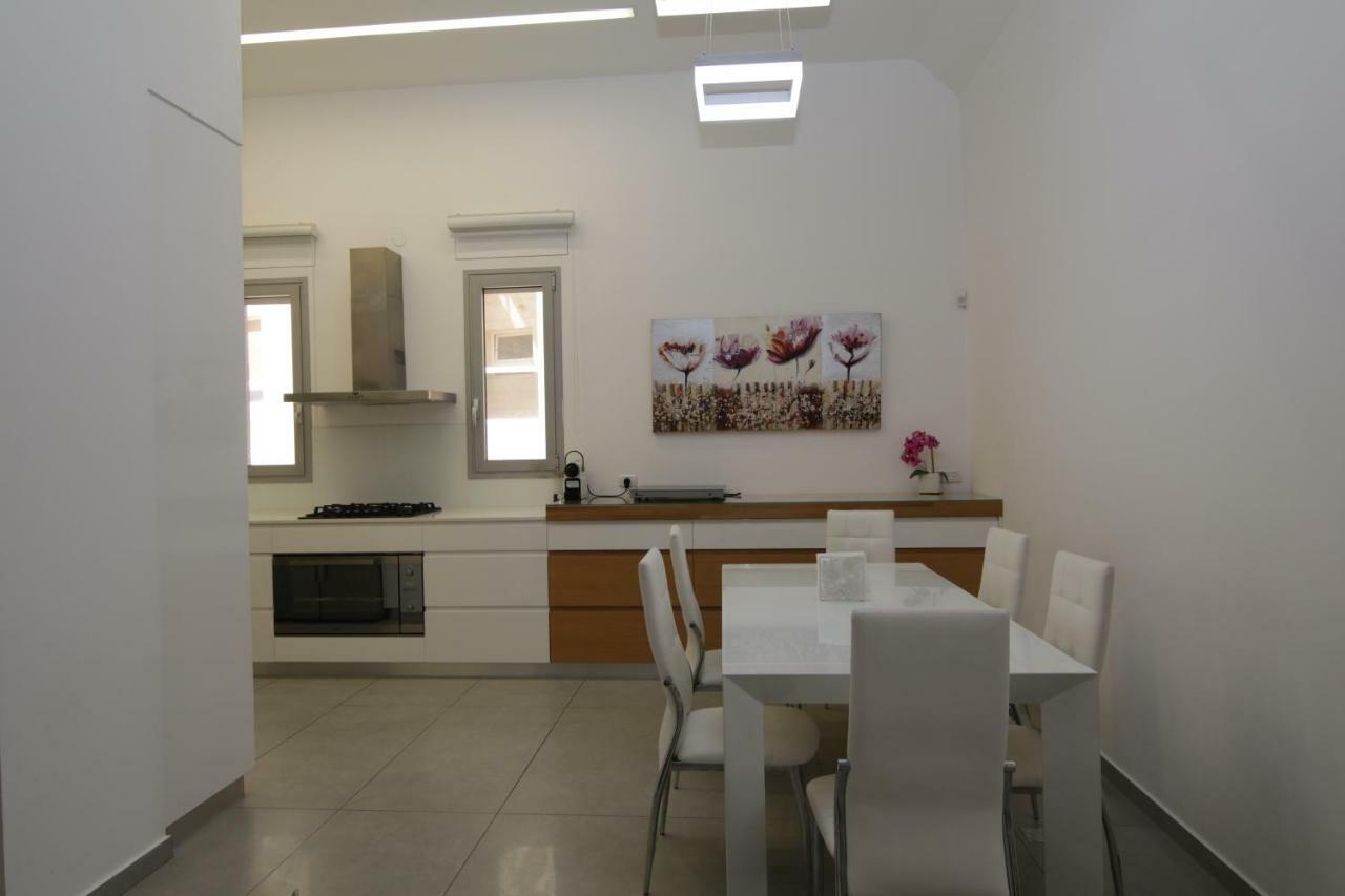 הוילה Seascape Terraces נתניה מראה חיצוני תמונה